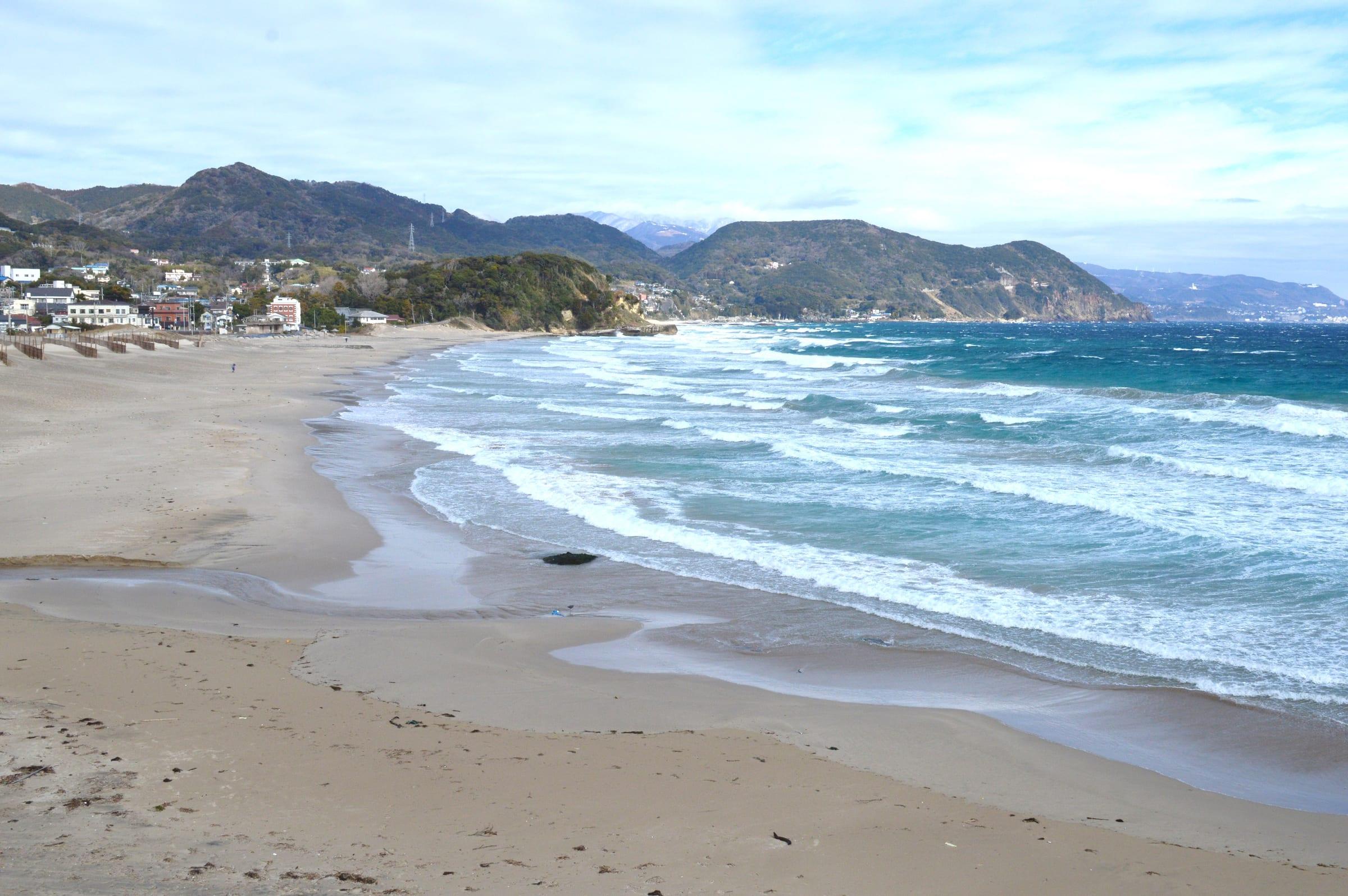 Waves arriving on Shirahama Beach in Shimoda on the Izu Peninsula